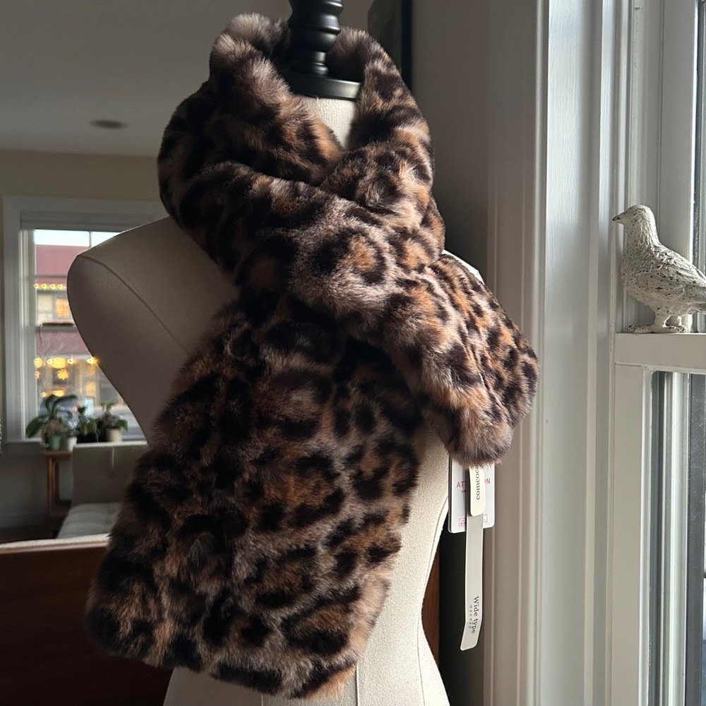 Leopard Faux Fur Scarf, NWT